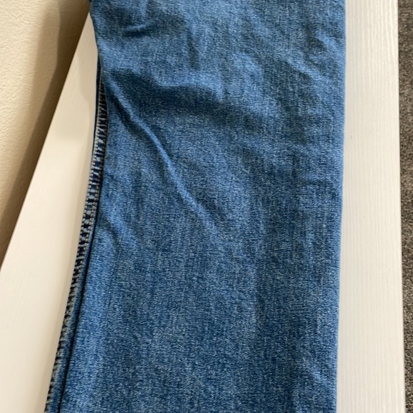 Levi’s. Washed and dried once. Blue. 505 31 waists 30 length. - Picture 4 of 14